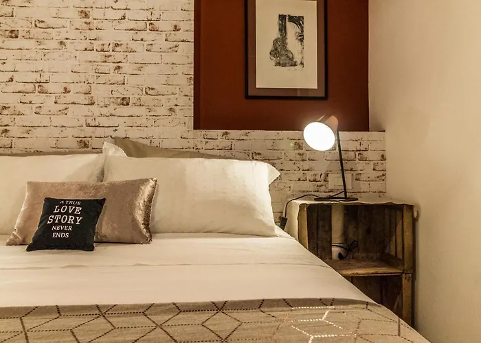 Corte Galluzzi Basilica Di San Petronio By Wonderful Italy * بولونيا